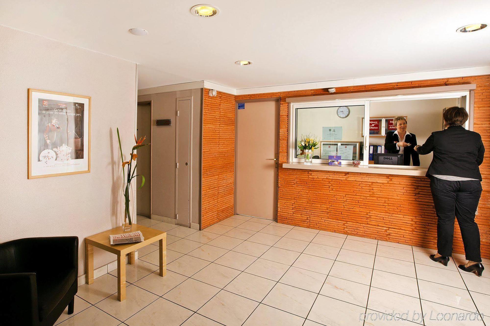 Sejours & Affaires Toulouse De Brienne Aparthotel Exterior photo