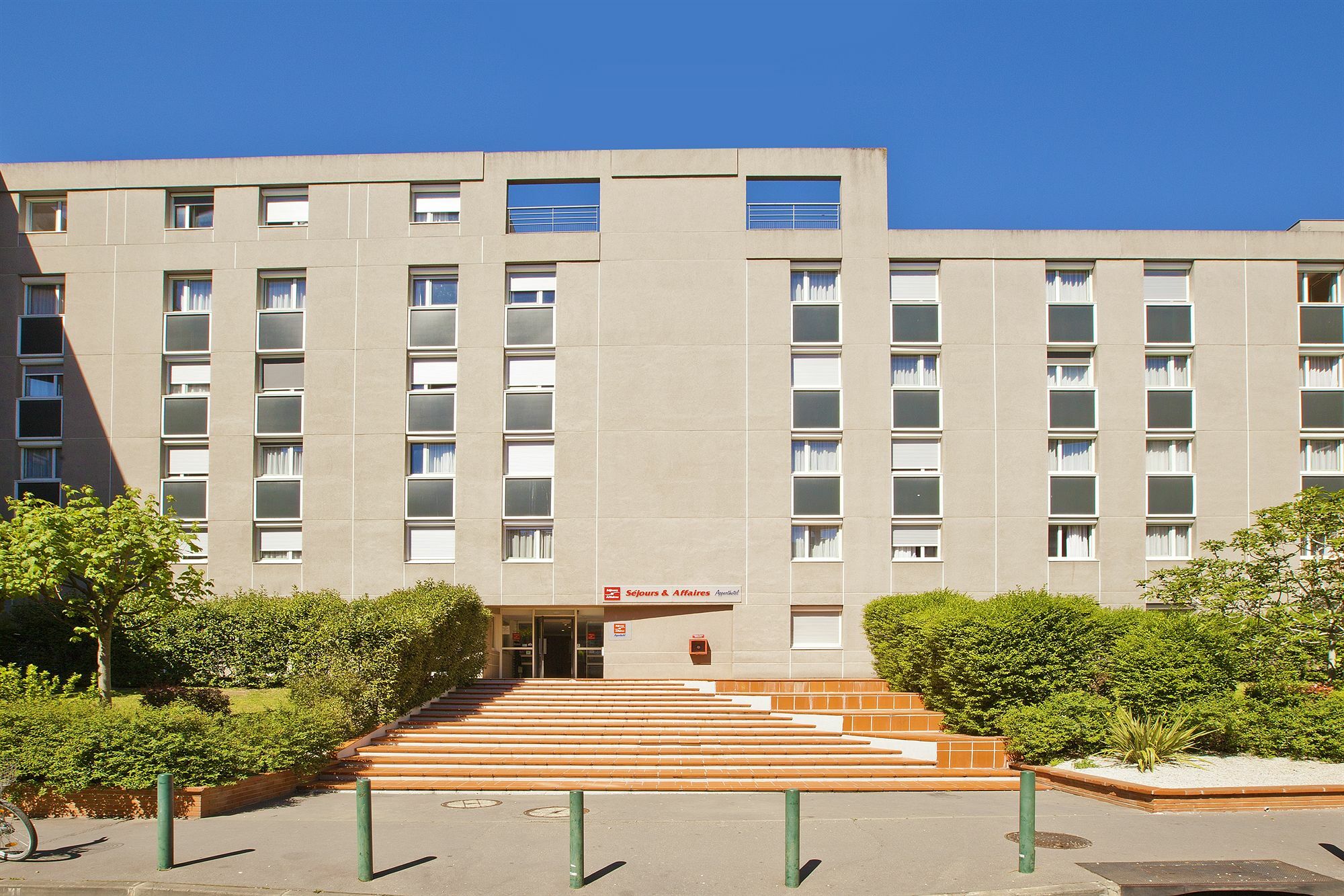 Sejours & Affaires Toulouse De Brienne Aparthotel Exterior photo